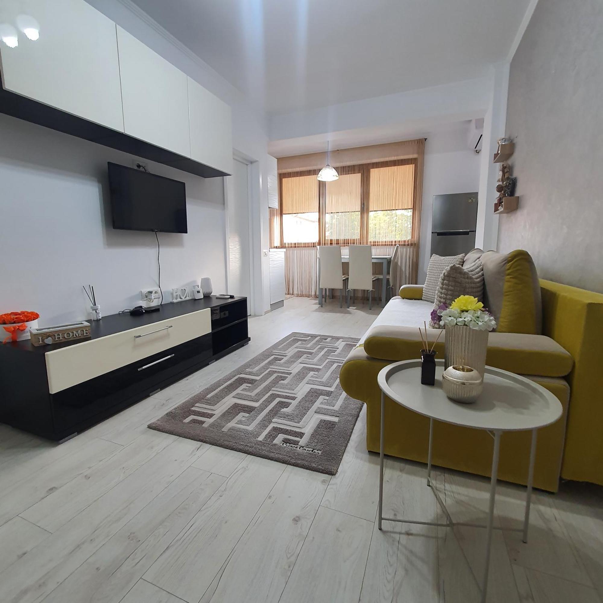 Sarah Apartment Constanţa Esterno foto